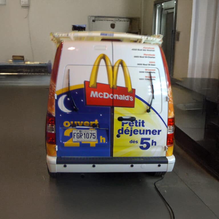 wrap-vehicule-mcdonalds-arriere